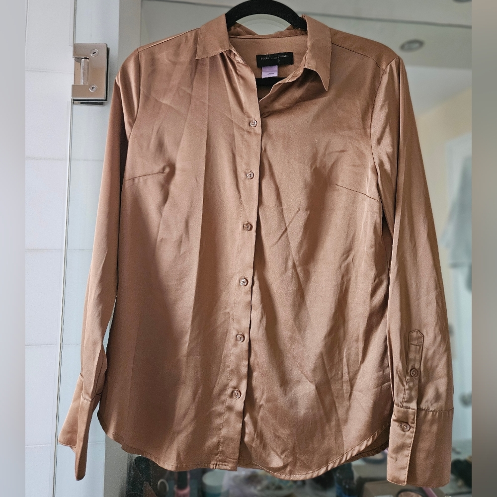 Banana Republic Silky Top - Size S